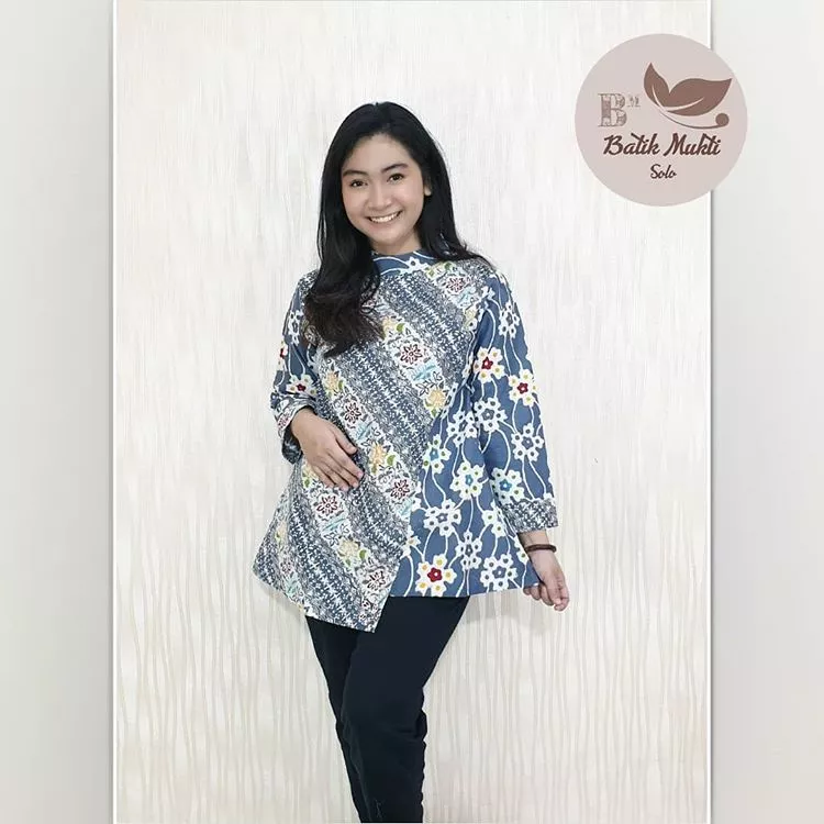 SANTICA BLOUSE LIRIS CEPLOK