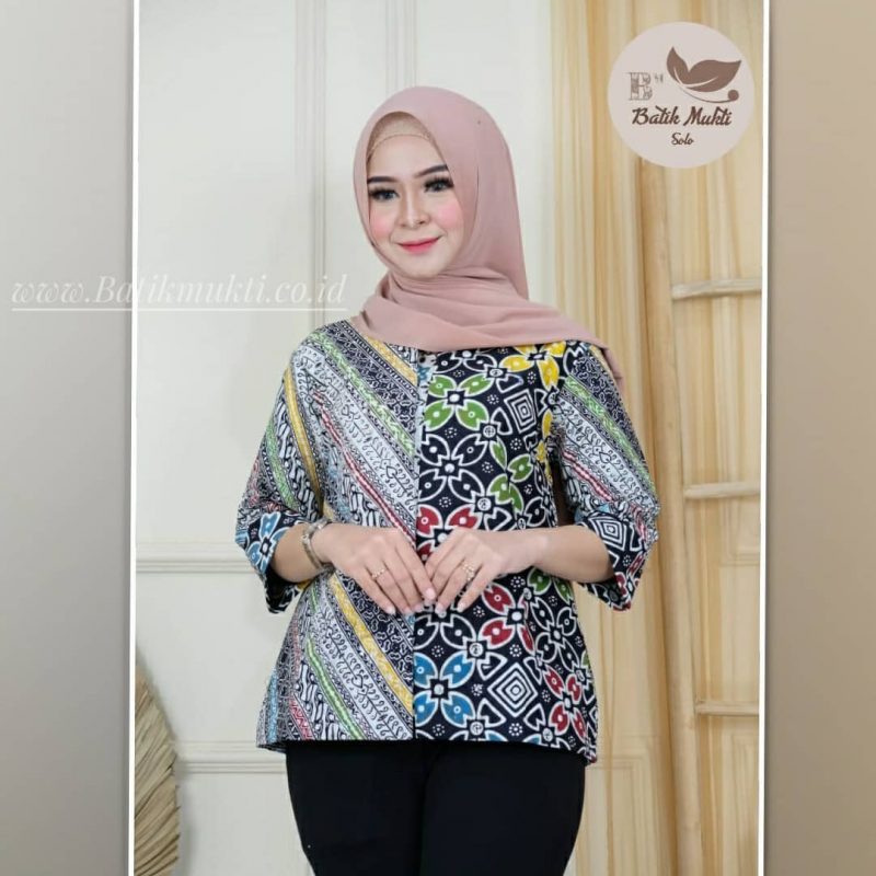 LIRIS KAWUNG BLOUSE